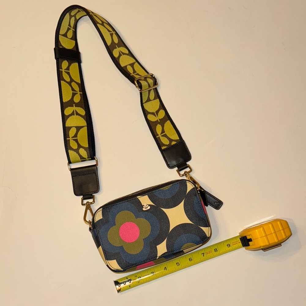 Orla Kiely Crossbody Floral Bag Purse EUC - Picture 6 of 7